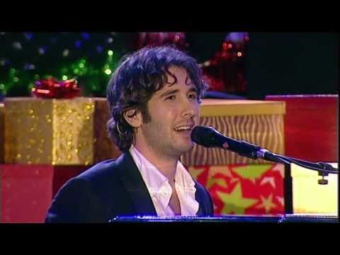 Youtube: Josh Groban - "Bells of New York City" at Carols in the Domain (18/12/10)