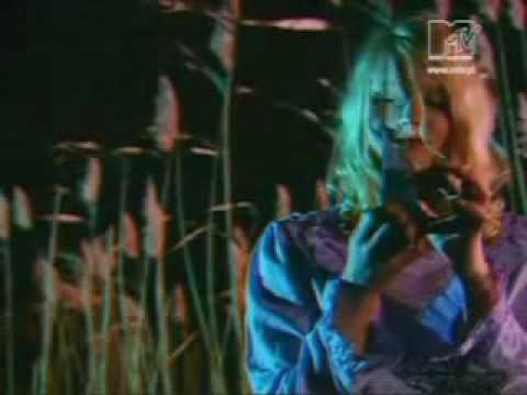 Youtube: Golden Boy ft. Miss Kittin - Rippin Kittin (Glove Radiomix)