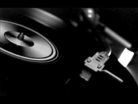 Youtube: Bloc Party - Banquet ( Boys Noize remix )