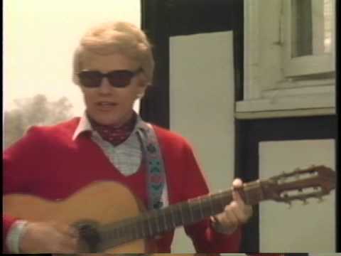 Youtube: (Heino) - Müde kehrt ein Wandersmann zurück