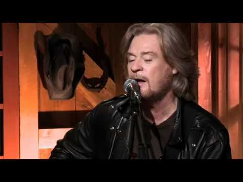 Youtube: What Becomes of the Broken-Hearted - Patrick Stump, Daryl Hall