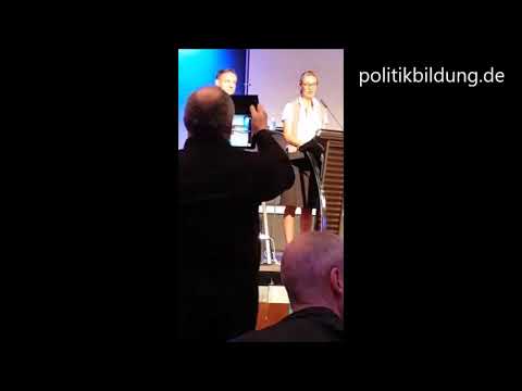 Youtube: Manuel Hinzen befragt Alice Weidel (AfD) über ihre Position bezüglich des Zinssystems