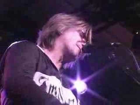 Youtube: Goo Goo Dolls - Iris (Live)