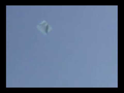 Youtube: Pyramid UFO in Japan