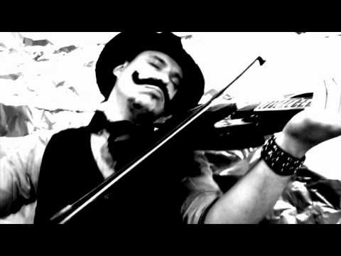 Youtube: Leander - Bad Romance by Lady Gaga