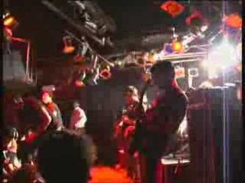 Youtube: Parkway Drive - It's hard to speak without a tongue/Mutiny