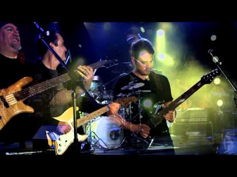 Youtube: THE NEAL MORSE BAND -  The Grand Experiment (OFFICIAL VIDEO)