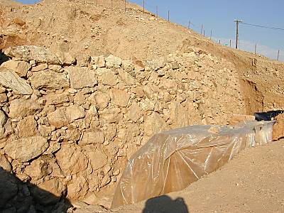 Jericho MB Revetment wall tb n011700 wr