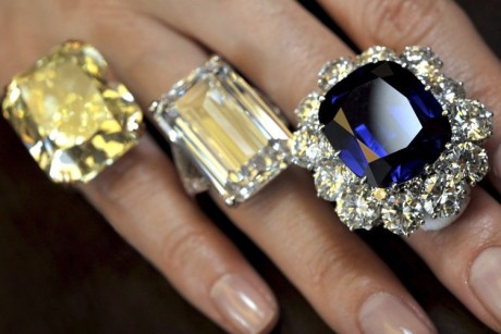 Schmuck-HA-Wirtschaft-Genf1